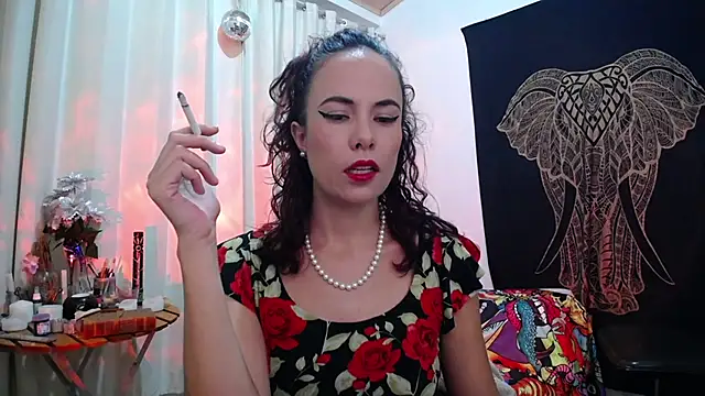 Snapshot of AmaRiv chatting on 12.15.24 AmaRiv online show from 12.15.24