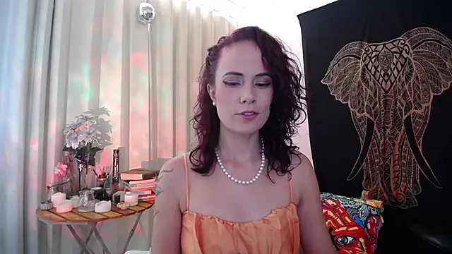 Snapshot of AmaRiv chatting on 12.31.24 AmaRiv online show from 12.31.24