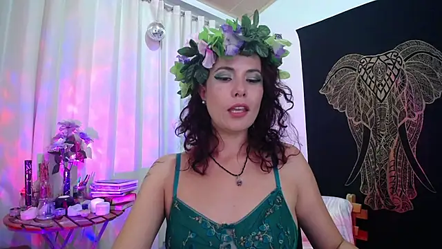 Snapshot of AmaRiv chatting on 02.16.25 AmaRiv online show from 02.16.25