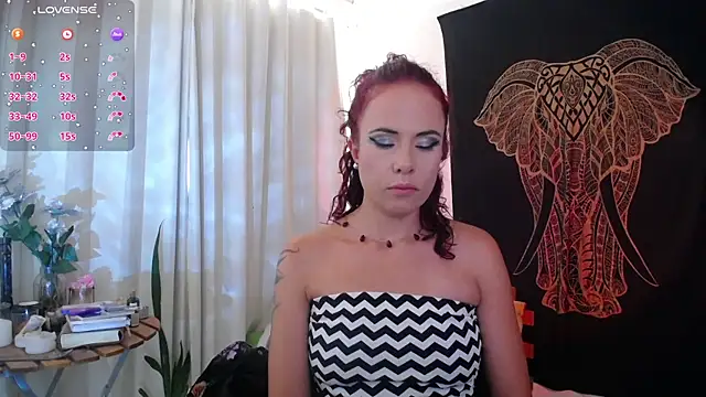 Snapshot of AmaRiv chatting on 10.15.25 AmaRiv online show from 10.15.25