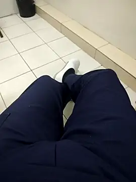 Snapshot of gatmoreno1 chatting on 09.29.25 gatmoreno1 online show from 09.29.25