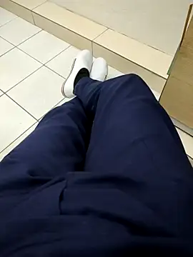 Snapshot of gatmoreno1 chatting on 10.01.25 gatmoreno1 online show from 10.01.25