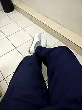 Snapshot of gatmoreno1 chatting on 10.02.25 gatmoreno1 online show from 10.02.25