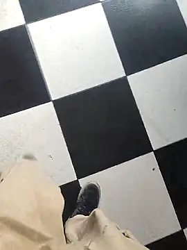 Snapshot of Juliano69xv chatting on 02.21.26 Juliano69xv online show from 02.21.26