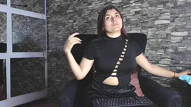 carolayrosse online show from 10.12.25