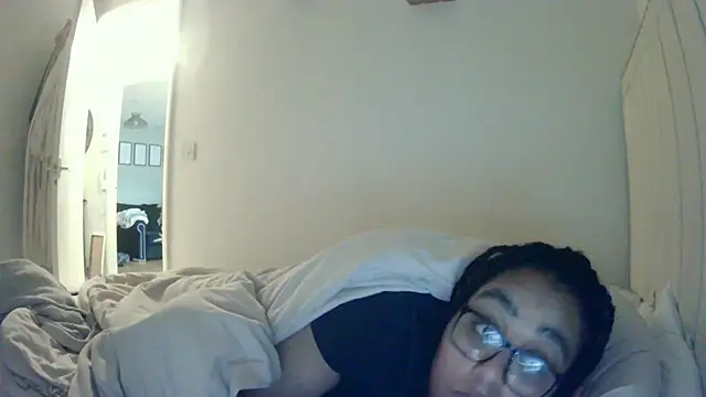 vanilla chocolate23 online show from 01.17.25