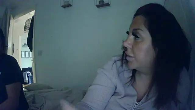 vanilla chocolate23 online show from 01.17.25