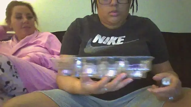 vanilla chocolate23 online show from 01.18.25