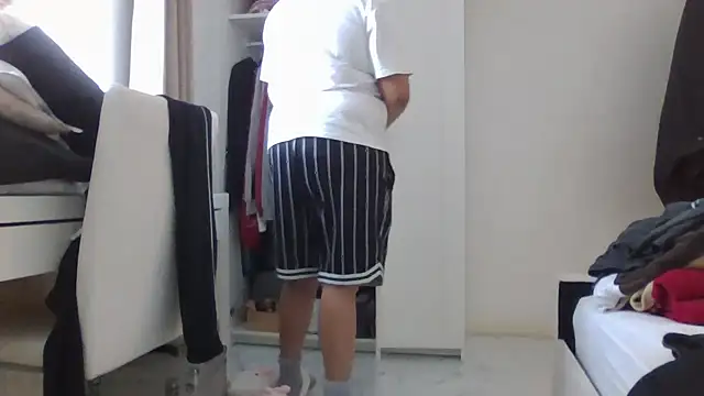 vanilla chocolate23 online show from 02.02.25