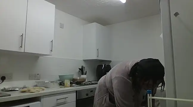 vanilla chocolate23 online show from 02.08.25