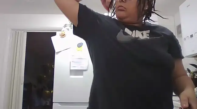 vanilla chocolate23 online show from 02.13.25