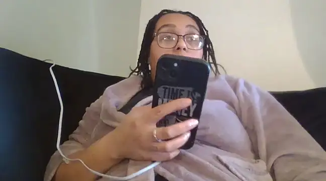 vanilla chocolate23 online show from 02.18.25