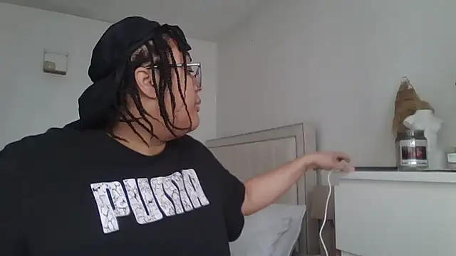 vanilla chocolate23 online show from 02.19.25