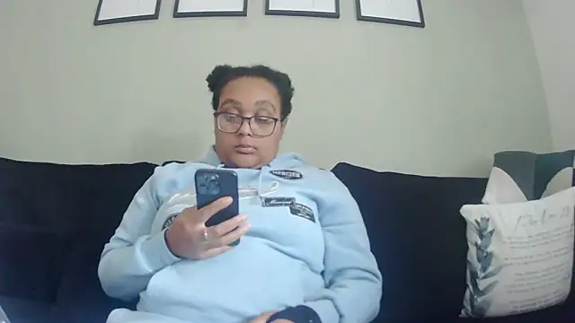 vanilla chocolate23 online show from 09.16.25