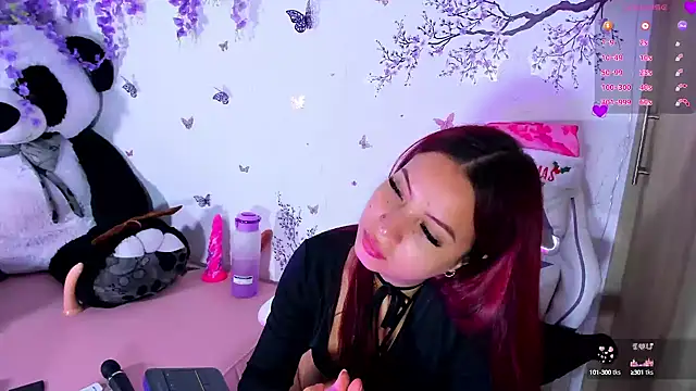 Snapshot of IamSteph13 chatting on 12.15.24 IamSteph13 online show from 12.15.24