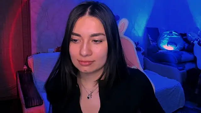 Swee Alicee online show from 03.25.26