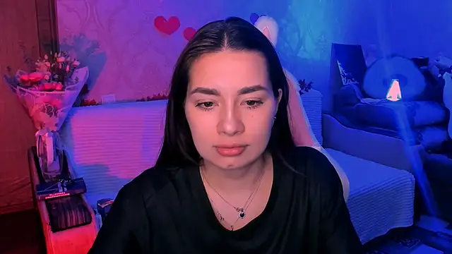 Swee Alicee online show from 04.14.26