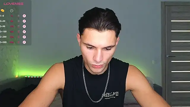 denlover1 online show from 10.29.25