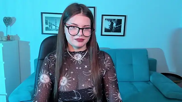 AdeliaKiss online show from 01.24.25