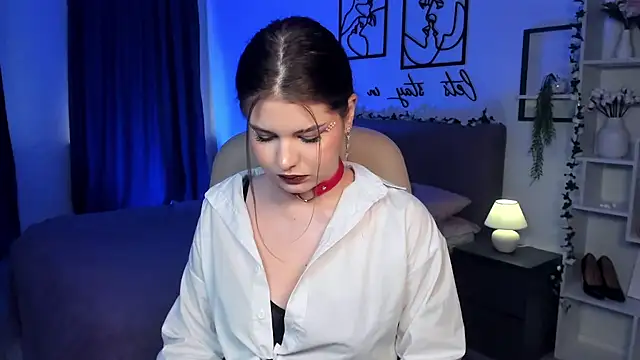 AdeliaKiss online show from 03.06.25