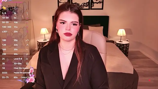 AdeliaKiss online show from 04.02.26