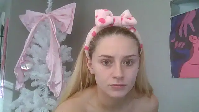 Snapshot of lexybabyxo chatting on 11.17.25 lexybabyxo online show from 11.17.25