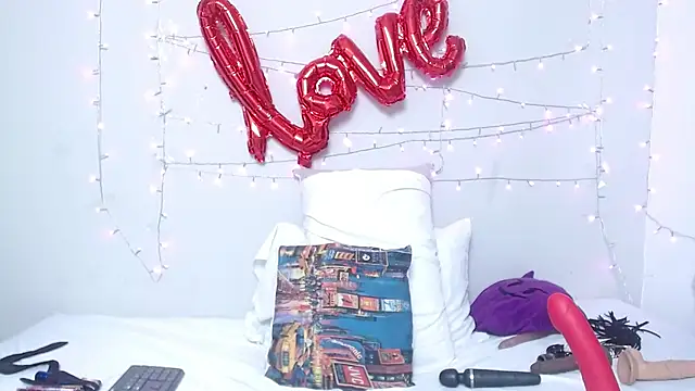 Snapshot of Nicol_Love0 chatting on 02.27.25 Nicol Love0 online show from 02.27.25