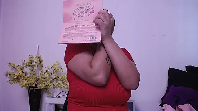 Snapshot of Nicol_Love0 chatting on 02.18.26 Nicol Love0 online show from 02.18.26