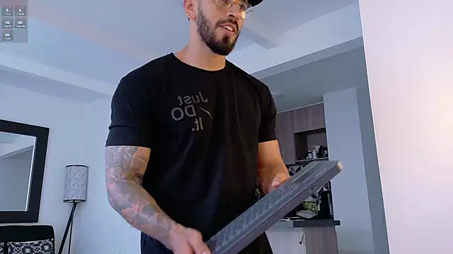 tony muscle online show from 11.29.25