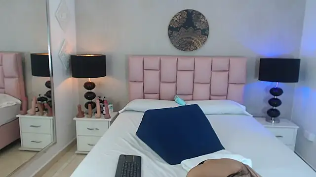 Zoe Vixen online show from 02.28.25