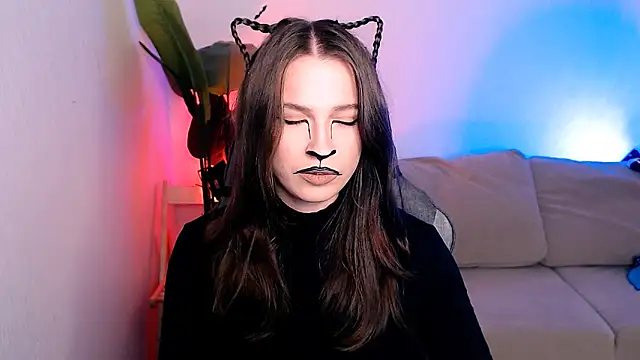 Snapshot of M_Sensual chatting on 10.31.25 M Sensual online show from 10.31.25