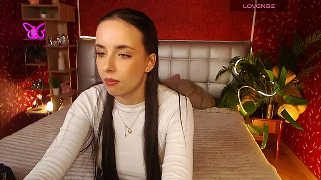 AuroraAksnesss online show from 03.01.25