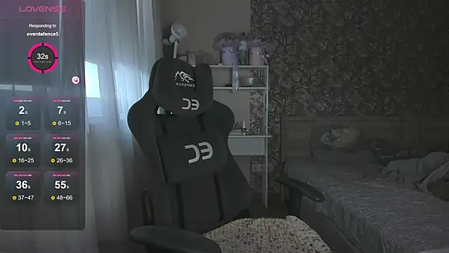 kate8ketee8 online show from 10.28.25