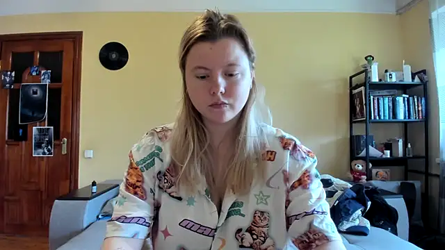 Snapshot of LillyDepp chatting on 04.29.26 LillyDepp online show from 04.29.26