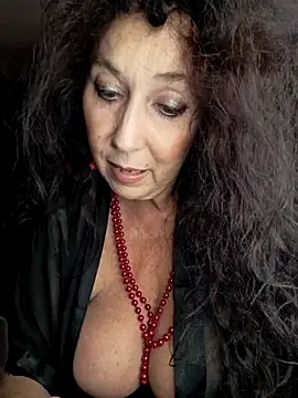 GypsyEsmeralda online show from 10.14.25