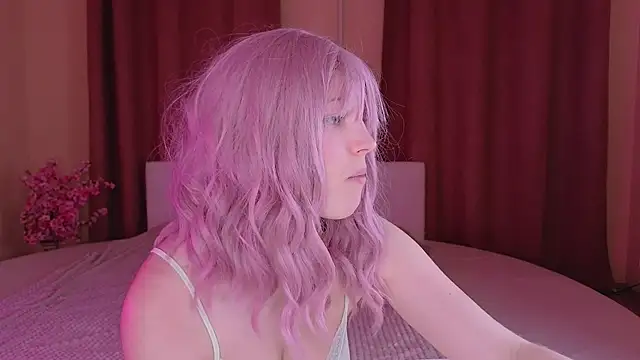 Snapshot of cherry_lea chatting on 02.26.26 cherry lea online show from 02.26.26