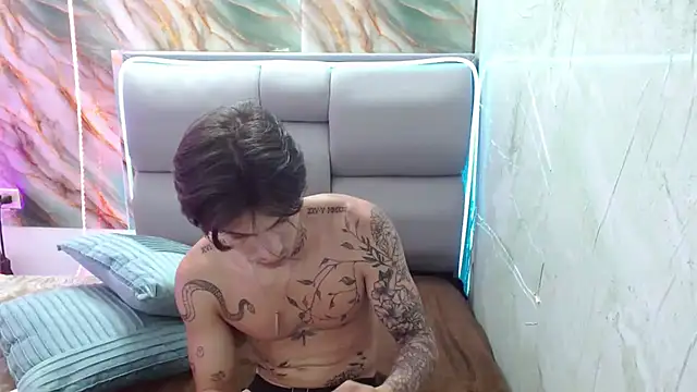 Apolo Hidalgo01 online show from 02.20.25