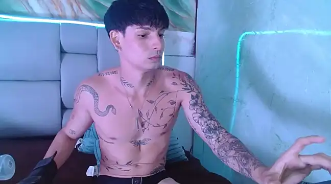 Apolo Hidalgo01 online show from 03.05.25