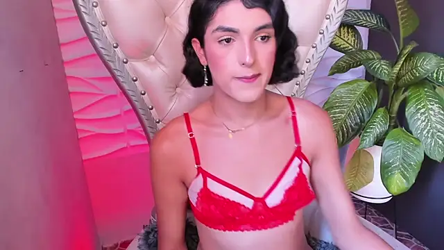 rihannagil online show from 10.25.25