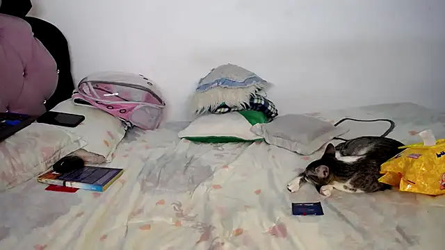 Pussycat 9999 online show from 02.08.25