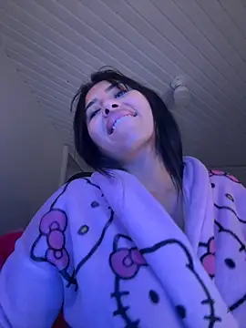 Anily Lovely online show from 11.21.25