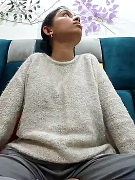 Aleena Rai online show from 02.04.25