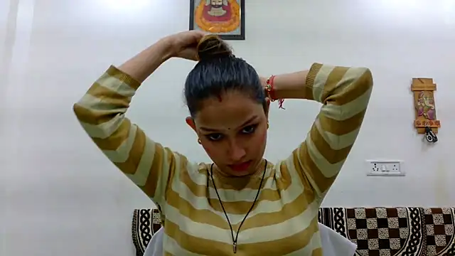 Aleena Rai online show from 10.08.25