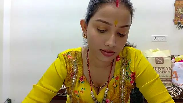 Aleena Rai online show from 10.13.25