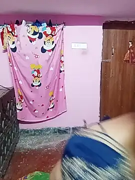 Cute-Simmi online show from 12.05.24