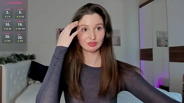 Snapshot of tender_babyy chatting on 01.10.25 tender babyy online show from 01.10.25