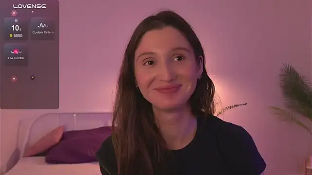 Snapshot of tender_babyy chatting on 09.21.25 tender babyy online show from 09.21.25