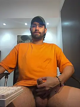 Snapshot of Dirtyboyhot chatting on 02.26.26 Dirtyboyhot online show from 02.26.26