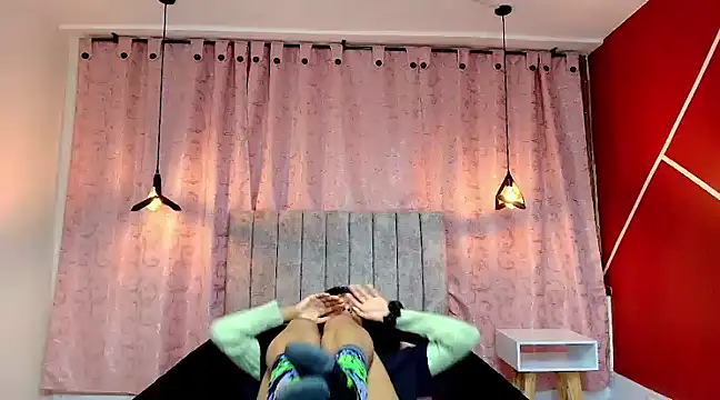 Zia Green online show from 03.08.25