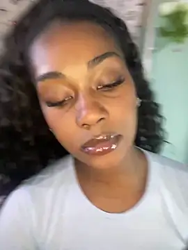 Snapshot of ebonycatlisaaaalime chatting on 05.24.26 ebonycatlisaaaalime online show from 05.24.26